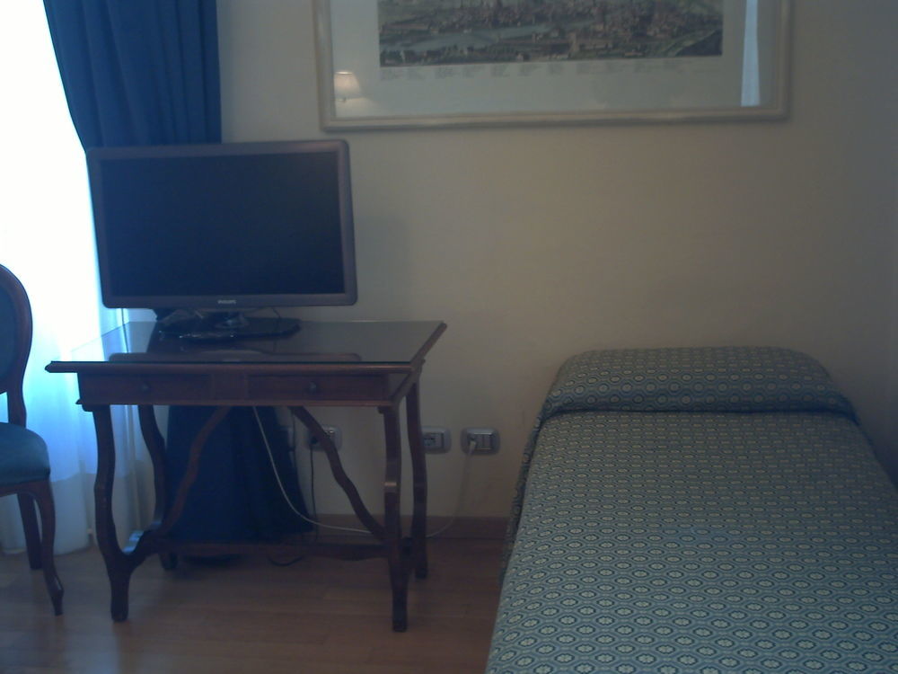 Hotel Annabella Roof Terrace Firenze Bagian luar foto