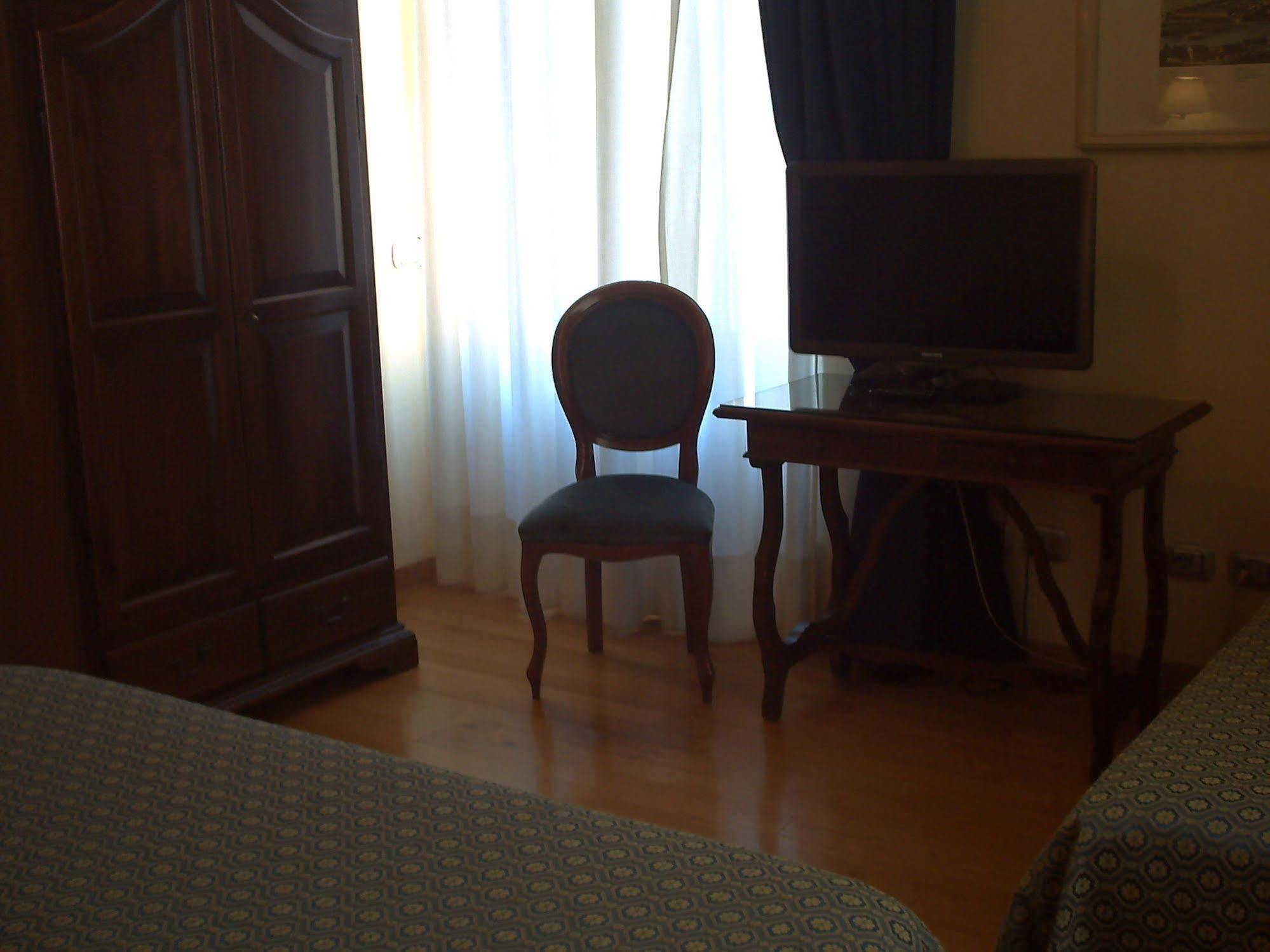 Hotel Annabella Roof Terrace Firenze Bagian luar foto