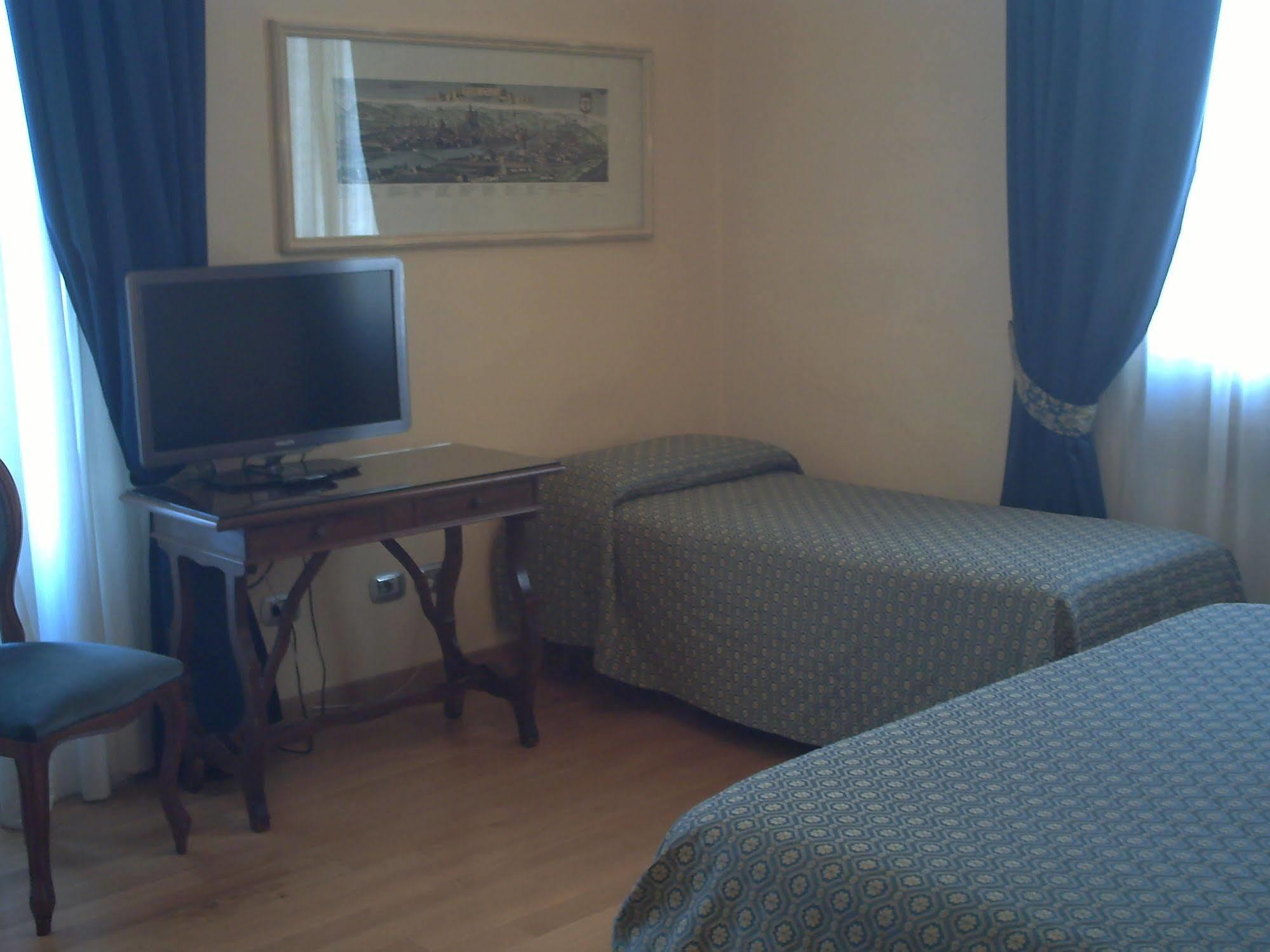 Hotel Annabella Roof Terrace Firenze Bagian luar foto